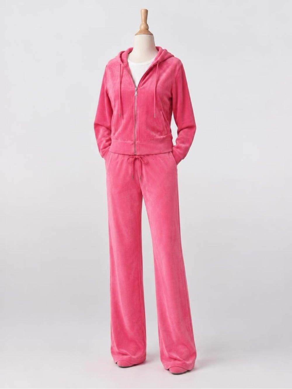 Juicy Couture Pink Velour Rhinestone Tracksuit Set – Never Worn